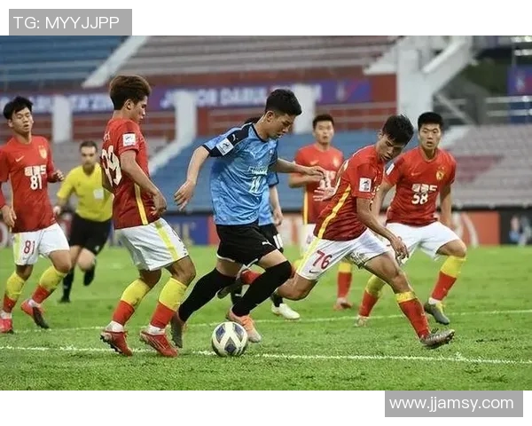 赛后分析：上海足球队与广州足球队心理素质的较量与启示